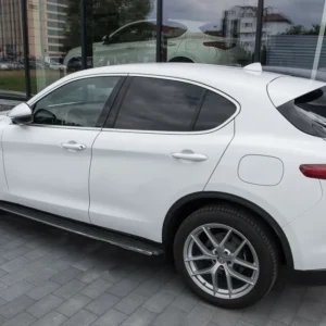 Stigtrinn Alfa Romeo Stelvio Ventshield (2016-2025)