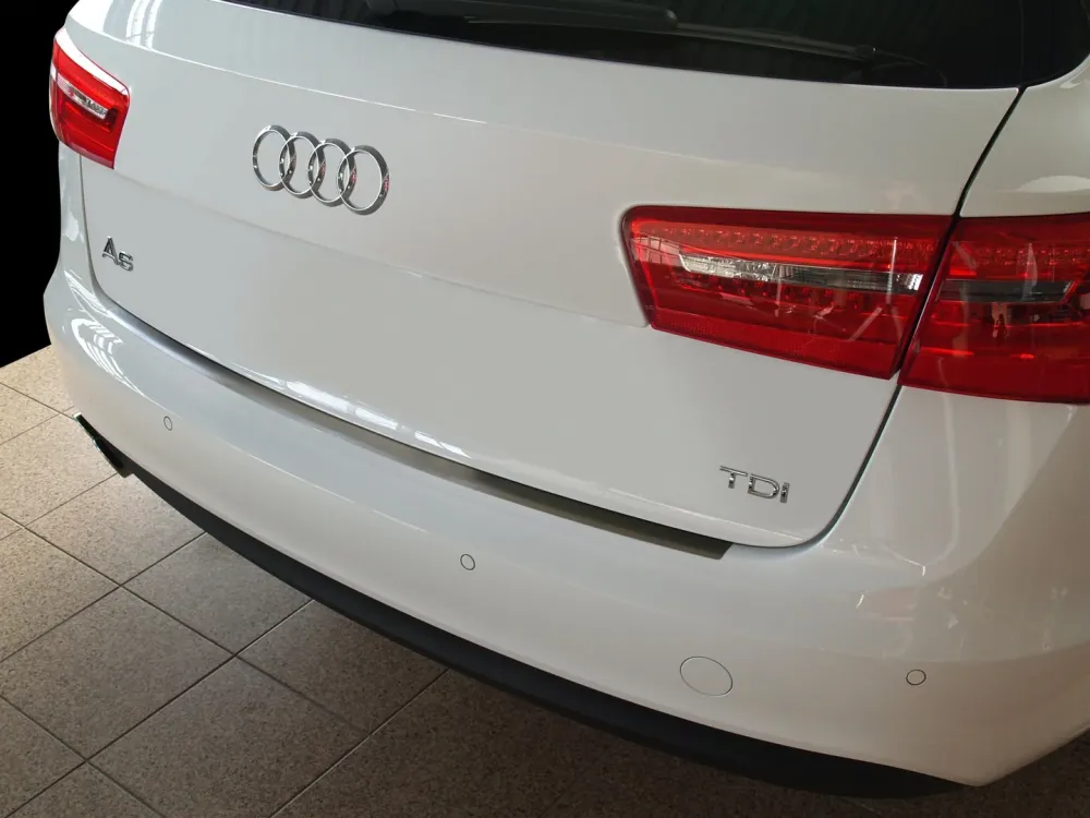 Bakfangerbeskytter Audi A6 C7 Avant (2011-2018) – Rustfritt stål | Avisa