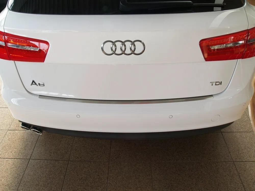 Bakfangerbeskytter Audi A6 C7 Avant (2011-2018) – Rustfritt stål | Avisa