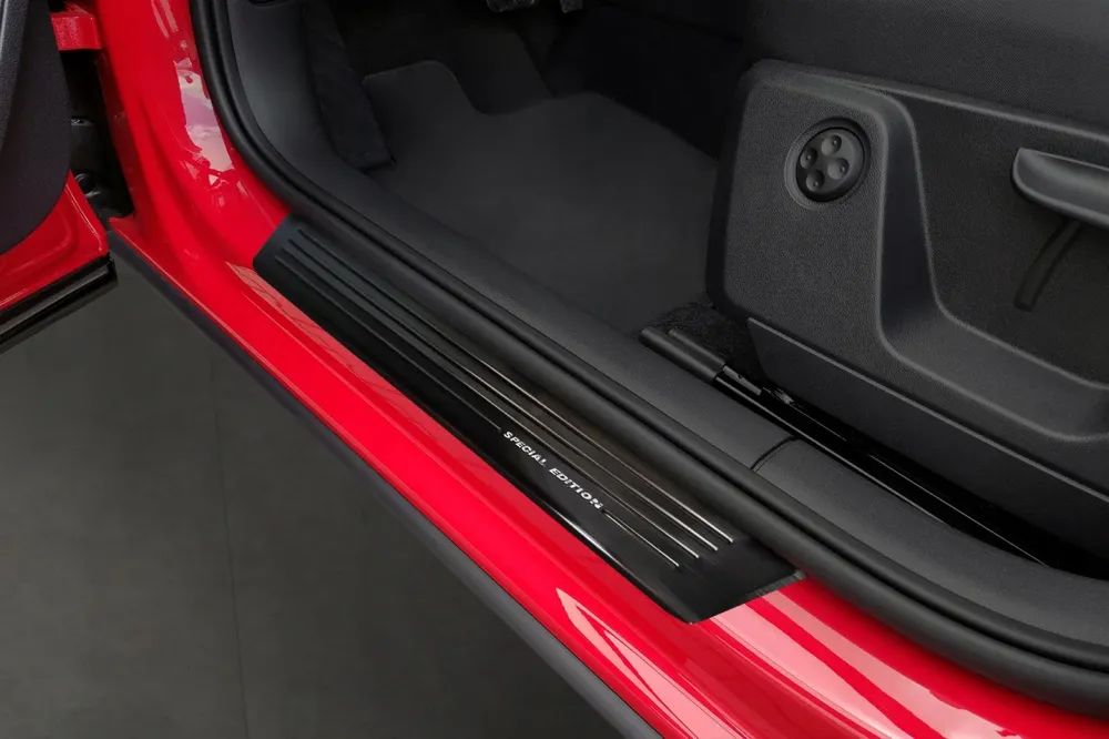 Dørbeskytter Audi Q2 / SQ2 GA Facelift – rustfritt stål/aluminium | Avisa