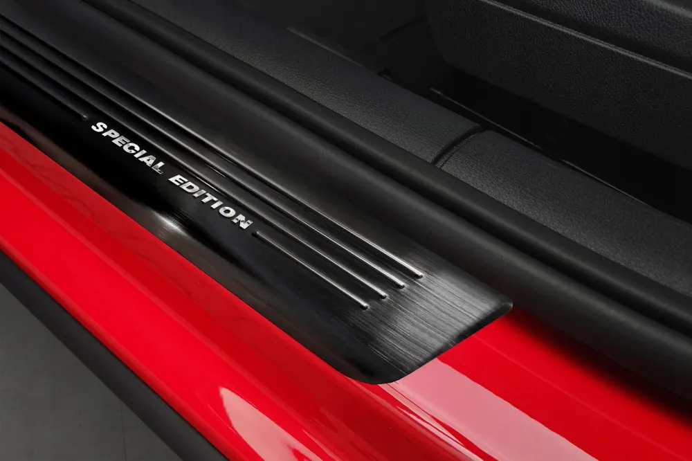 Dørbeskytter Audi Q2 / SQ2 GA Facelift – rustfritt stål/aluminium | Avisa