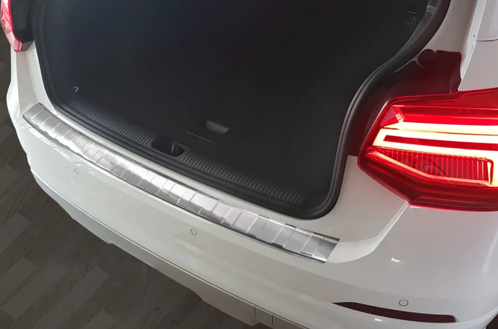 Bakfangerbeskytter Audi Q2 / SQ2 GA – Rustfritt stål | Avisa