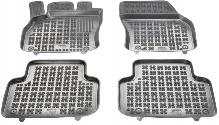 Gulvmatter Audi Q3 / RS Q3 / Q3 Sportback F3 – med høykant | Rezaw-Plast
