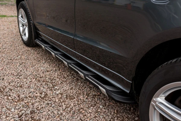 Stigtrinn Audi Q5 8R Ventshield (2008-2016)