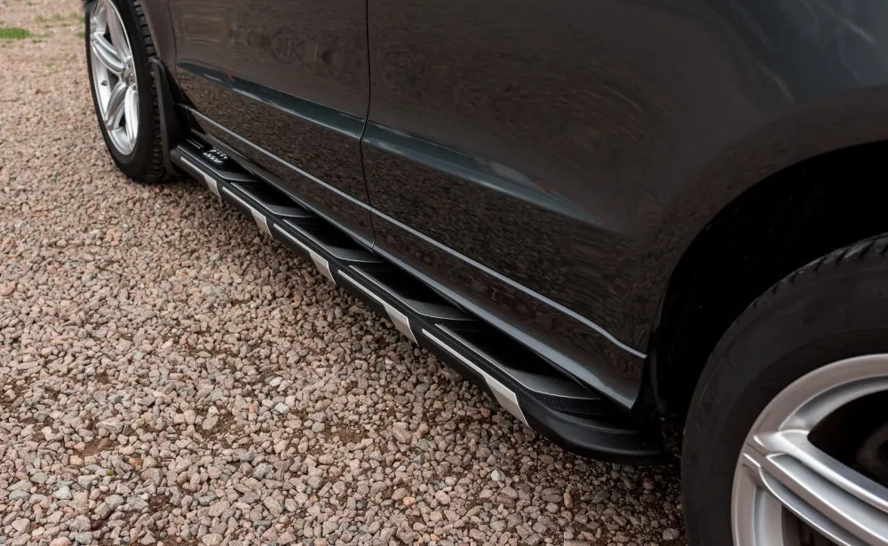 Stigtrinn Audi Q5 8R Ventshield (2008-2016)