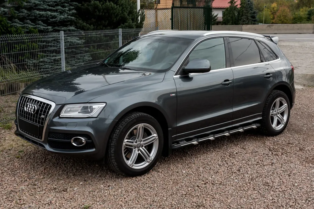 Stigtrinn Audi Q5 8R Ventshield (2008-2016)