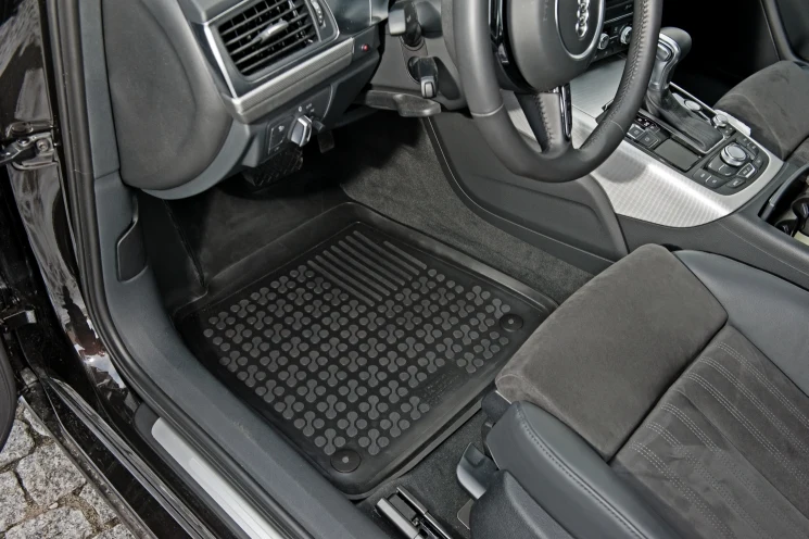 Gulvmatter Audi Q5 8R (2008-2016) – med høykant | Rezaw-Plast