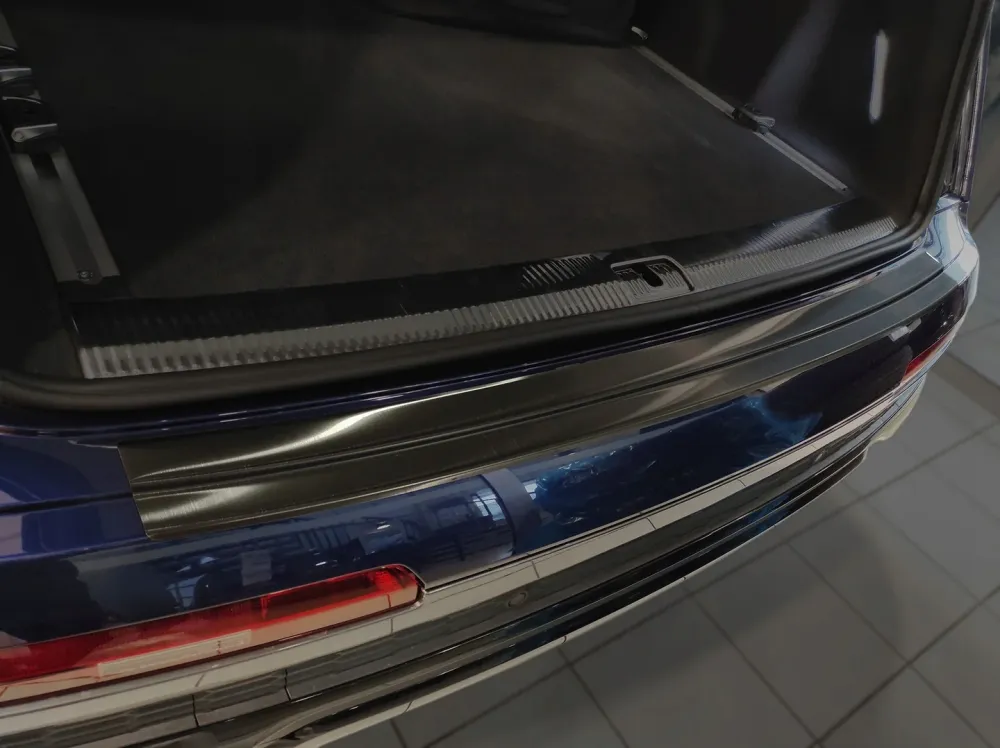 Bakfangerbeskytter Audi Q7 4M (2015-) – Rustfritt stål | Avisa