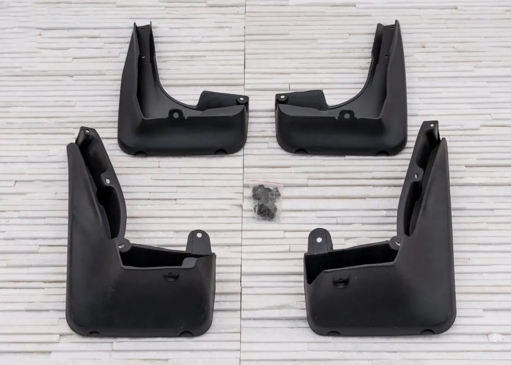 Skvettlapp Bmw 1 E81 E82 E87 E87n E88 – ABS | Ven-Tuning