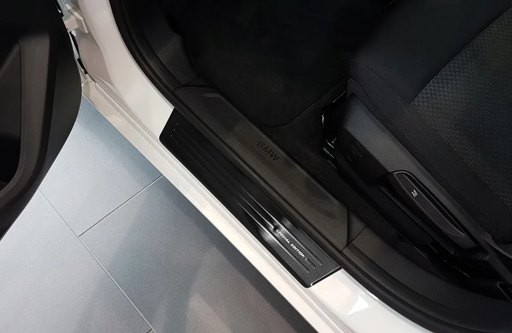 Dørbeskytter Bmw 1 (F40) (2019-2024) – Rustfritt stål | Avisa