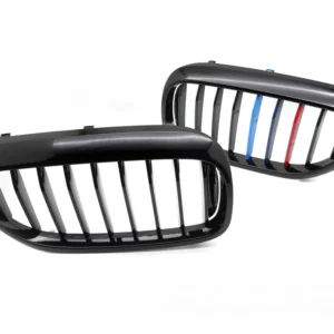 Grill BMW 5 Serie (G30/G31/F90) 17-23 - Blank Svart Tri-Colour
