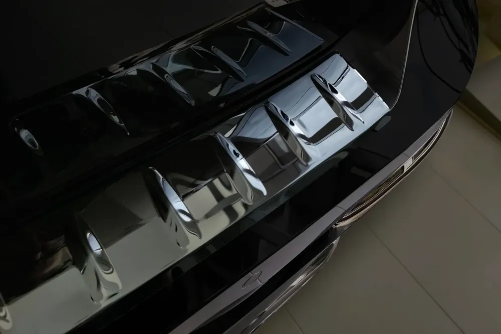 Bakfangerbeskytter Bmw 7 (G70) M Pakke / Black (2022-) – Rustfritt stål | Avisa