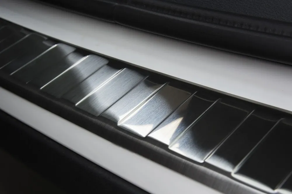 Bakfangerbeskytter Bmw X1 (F48) (2015-2022) – Rustfritt stål | Avisa