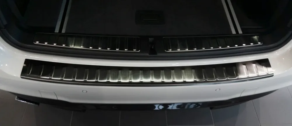 Bakfangerbeskytter Bmw X3 (F25) LCI (2014-2017) – Svart Børstet | Avisa