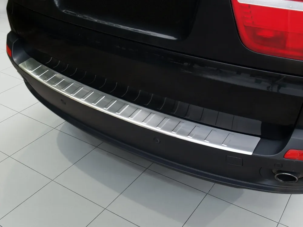 Bakfangerbeskytter Bmw X5 (E70) (2006-2010) – Rustfritt stål | Avisa