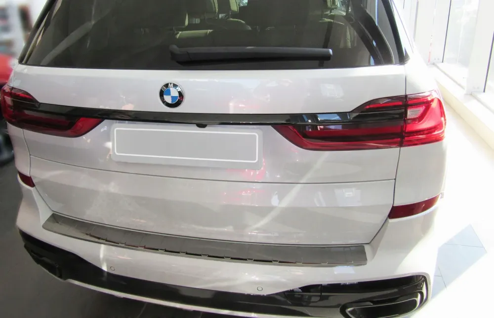 Bakfangerbeskytter Bmw X7 GO7 (2018-) – Rustfritt stål | Avisa