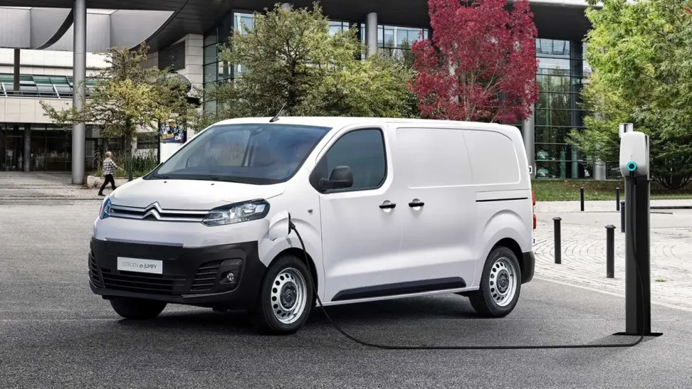 Tilhengerfeste Citroen SPACETOURER (2016-) – Fastmontert | Brink