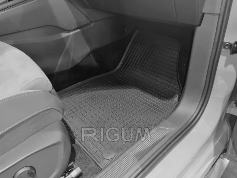 Gulvmatter Cupra Born (2021-) – Luktfrie gummi | Rigum