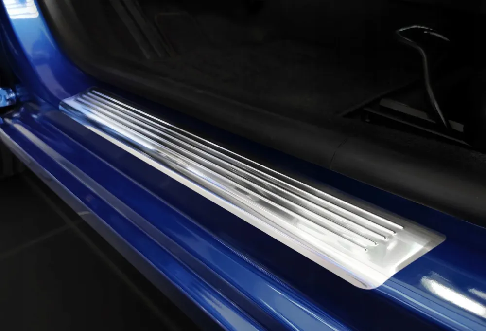 Dørbeskytter Dacia Sandero III/Dacia Sandero III Stepway (2021-) – Rustfritt stål | Avisa