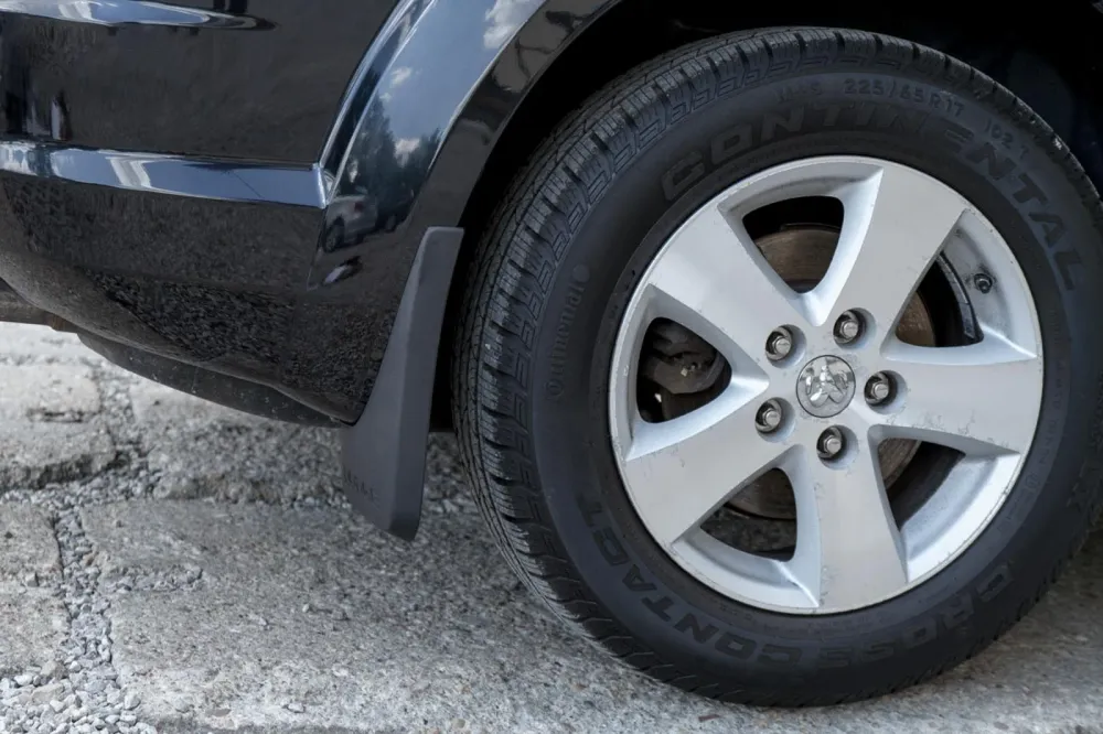 Skvettlapp Dodge JOURNEY facelift (2011-2020) – ABS | Ven-Tuning