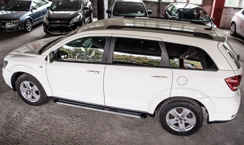 Stigtrinn Dodge Journey Ventshield (2008-2020)