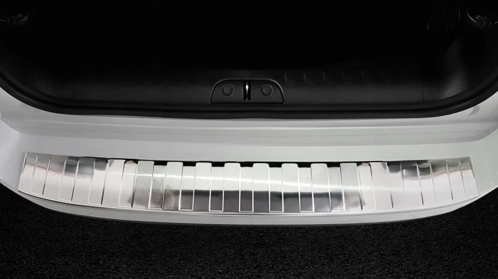 Bakfangerbeskytter Fiat 500L (2012-2022) – Rustfritt stål | Avisa