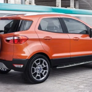 Stigtrinn Ford Ecosport Ventshield (2013-)