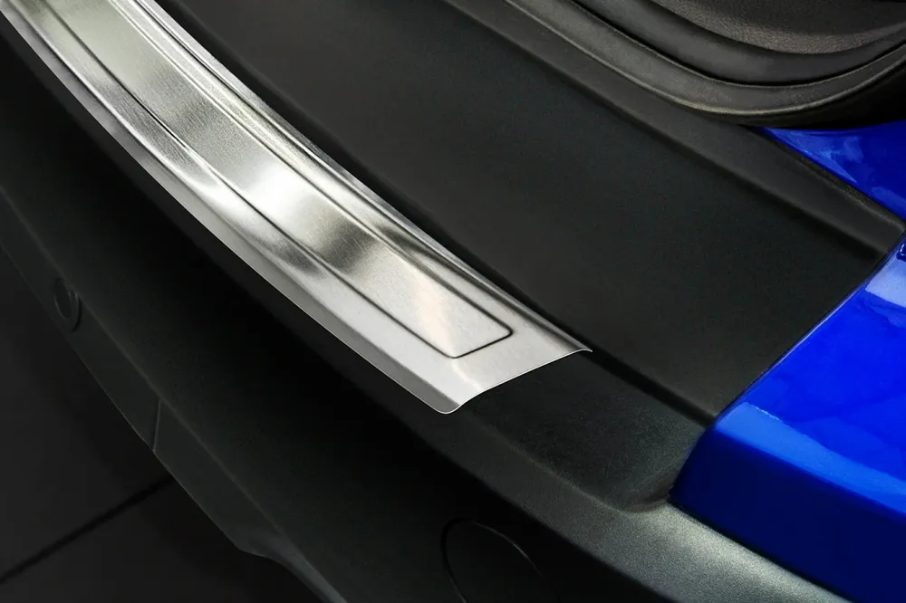 Bakfangerbeskytter Ford Focus III Stasjonsvogn (2010-2019) – Rustfritt stål | Avisa