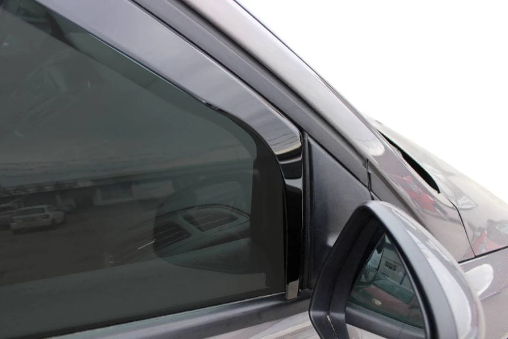 Vindavviser Ford Focus III Stasjonsvogn (2011-2018) – PMMA Plexi | Heko