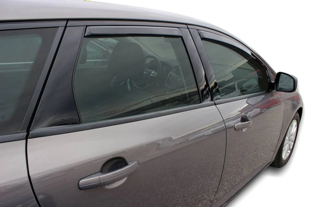 Vindavviser Ford Focus III Stasjonsvogn (2011-2018) – PMMA Plexi | Heko