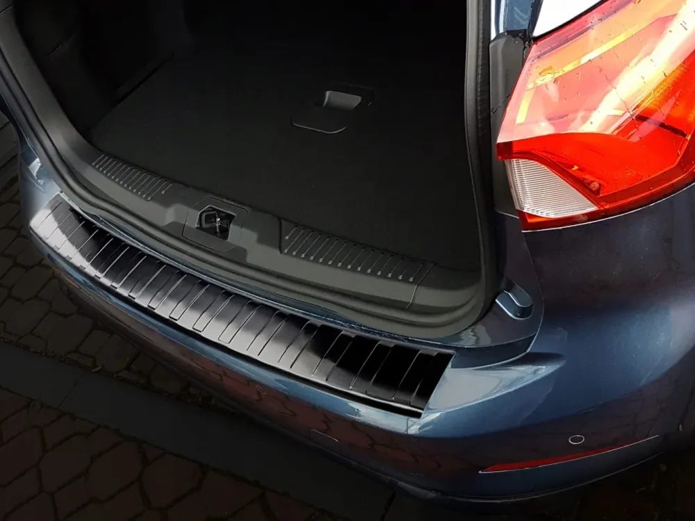 Bakfangerbeskytter Ford Focus IV 2018 Stasjonsvogn -> – Rustfritt stål | Avisa