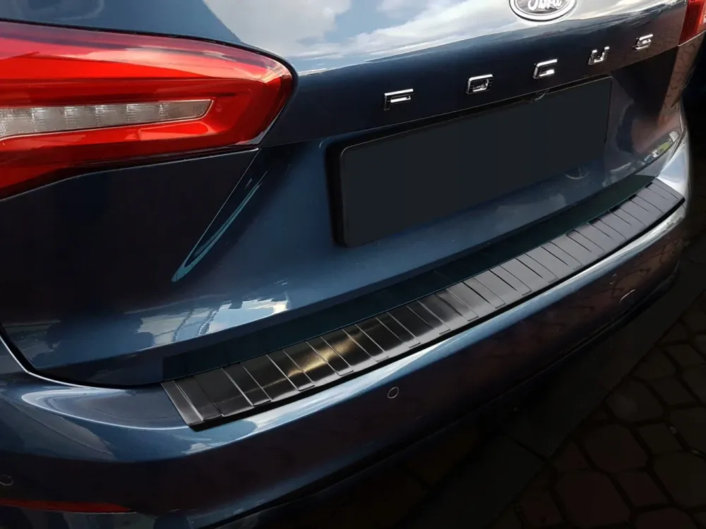 Bakfangerbeskytter Ford Focus IV 2018 Stasjonsvogn -> – Rustfritt stål | Avisa