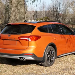 Skvettlapp Ford Focus IV Active (2018-) – ABS | Ven-Tuning