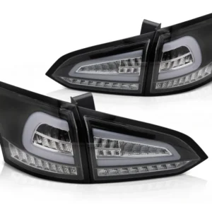 Baklykter Ford Focus MK3 Stasjonsvogn (2011–2018) LED Sekvensiell Svart - LDFO80