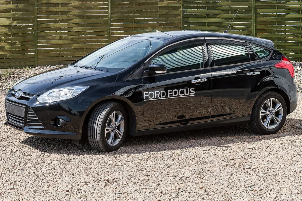 Vindavviser Ford Focus MK3 (2010-2018) – ABS Automotive | Ven-Tuning