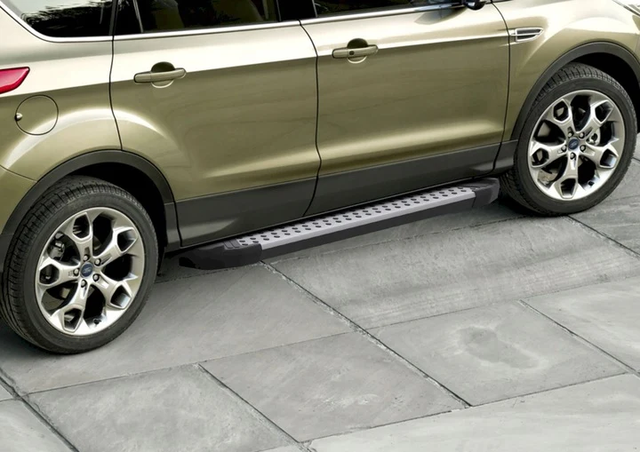 Stigtrinn Ford Kuga Rival (2008-2013)
