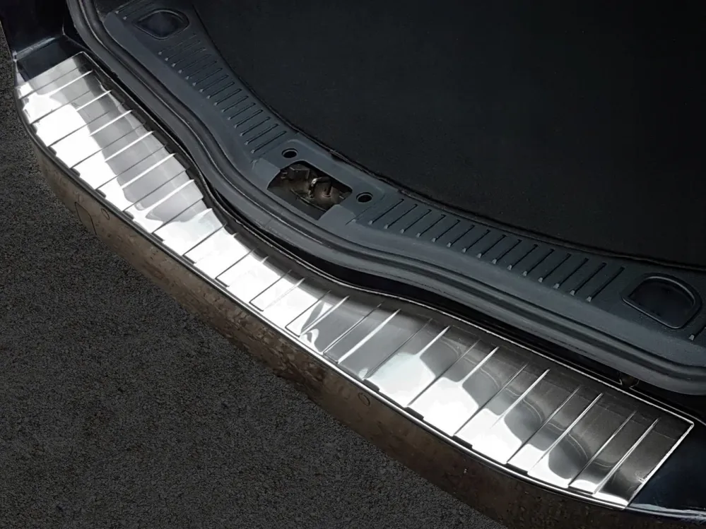 Bakfangerbeskytter Ford Mondeo IV Stasjonsvogn (2007-2010) – Rustfritt stål | Avisa