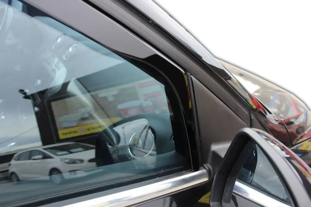 Vindavviser Ford Mondeo IV Stasjonsvogn (2007-2014) – PMMA Plexi | Heko
