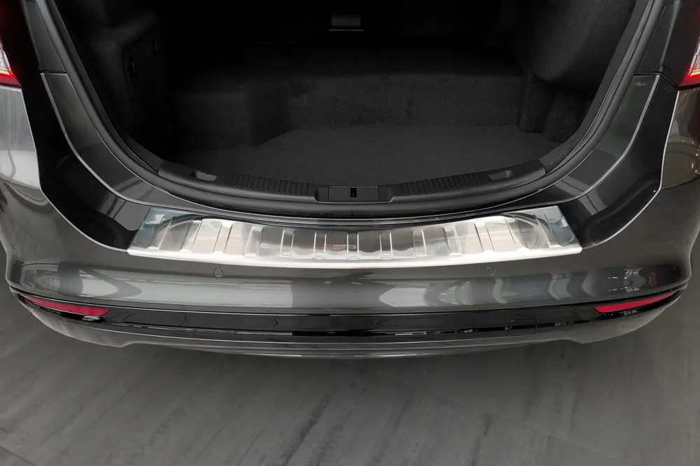 Bakfangerbeskytter Ford Mondeo V (2014-2022) – Rustfritt stål | Avisa