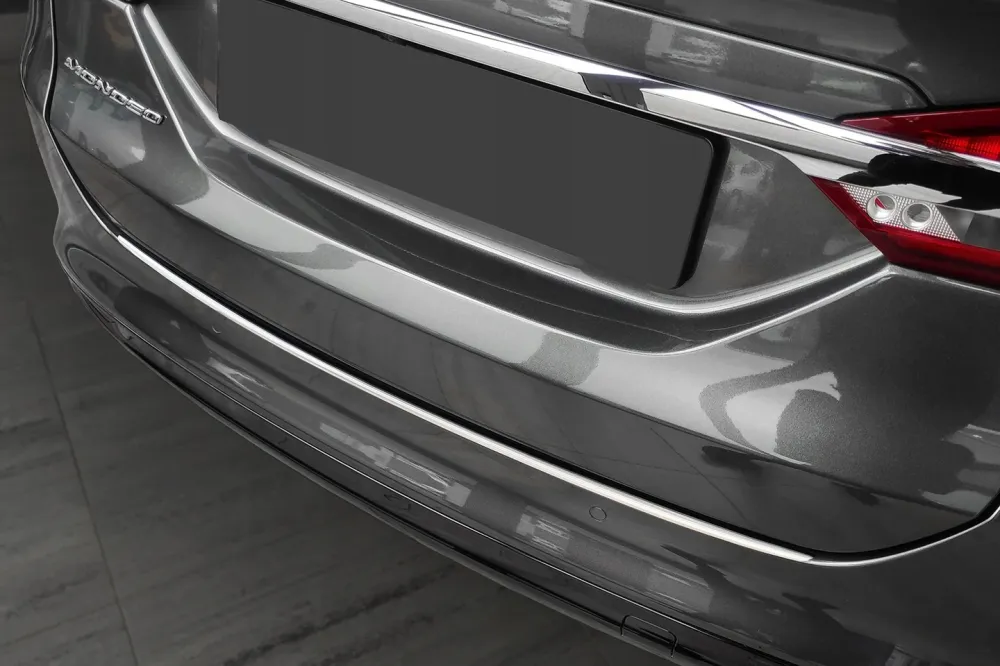 Bakfangerbeskytter Ford Mondeo V (2014-2022) – Rustfritt stål | Avisa