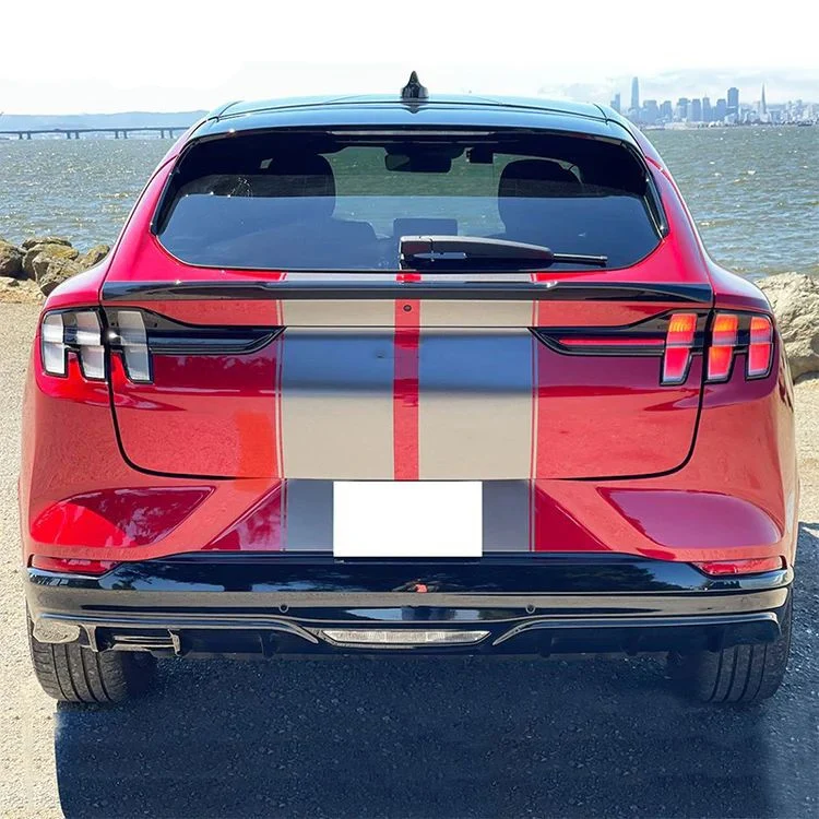 Spoiler Ford Mustang Mach-E 21-23 - V2, svart høyglans