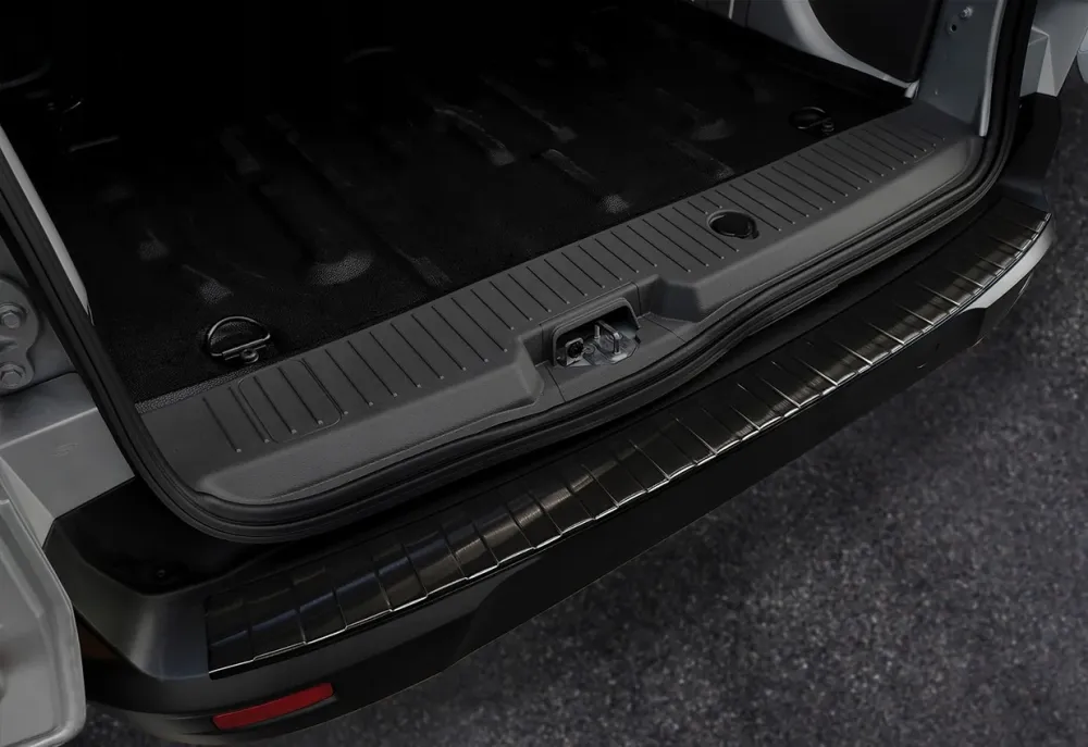 Bakfangerbeskytter Ford Transit Connect II / Tourneo Connect II / Black Edition – rustfritt stål | Avisa
