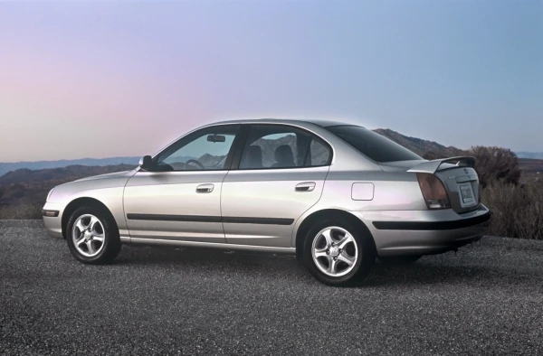 Skvettlapp Hyundai ELANTRA (2000-2006) – ABS | Ven-Tuning