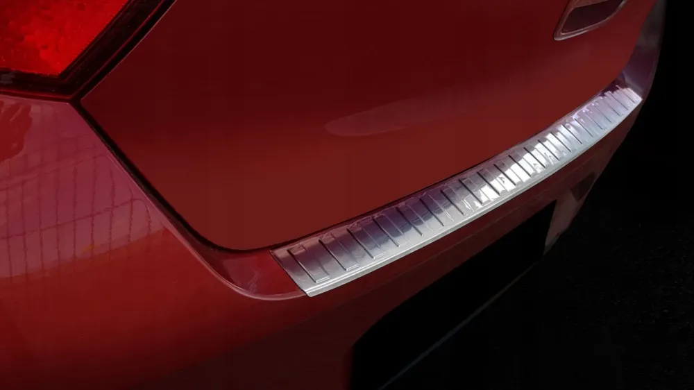 Bakfangerbeskytter Hyundai i10 III (2019-) – Rustfritt stål | Avisa