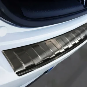 Bakfangerbeskytter Hyundai i30 III Hatchback Facelift (2020-) – Rustfritt stål | Avisa