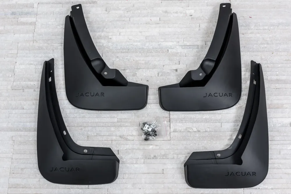 Skvettlapp Jaguar XE (2015-2019) – ABS | Ven-Tuning