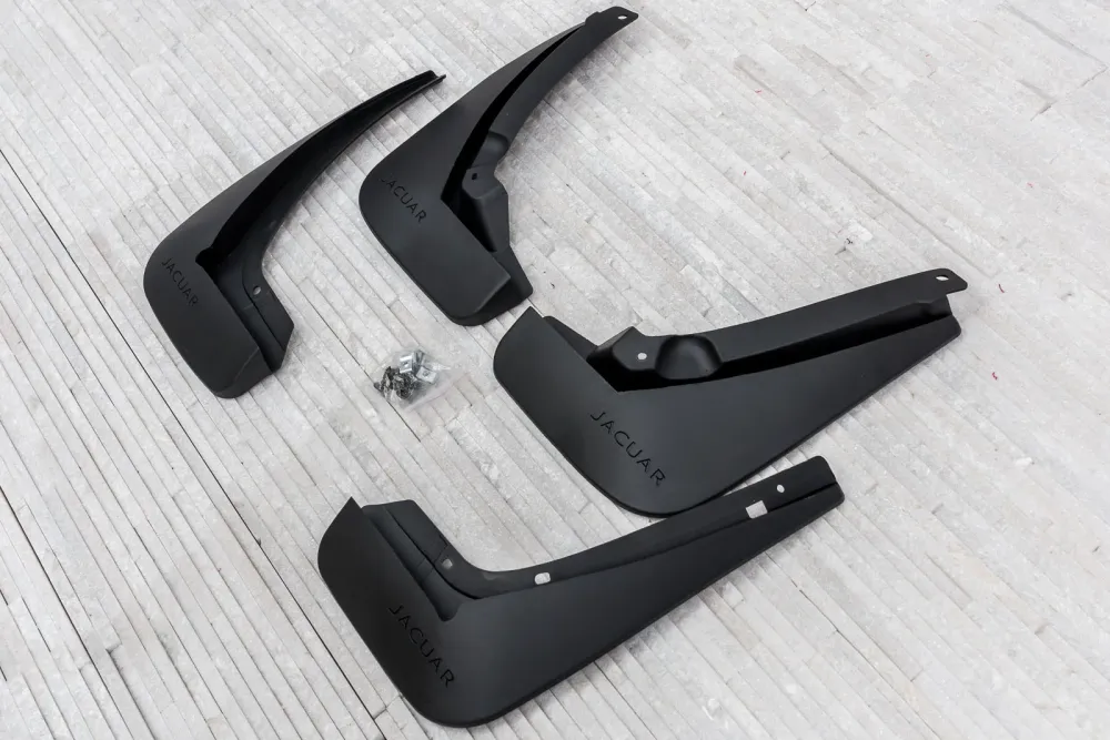 Skvettlapp Jaguar XE (2015-2019) – ABS | Ven-Tuning
