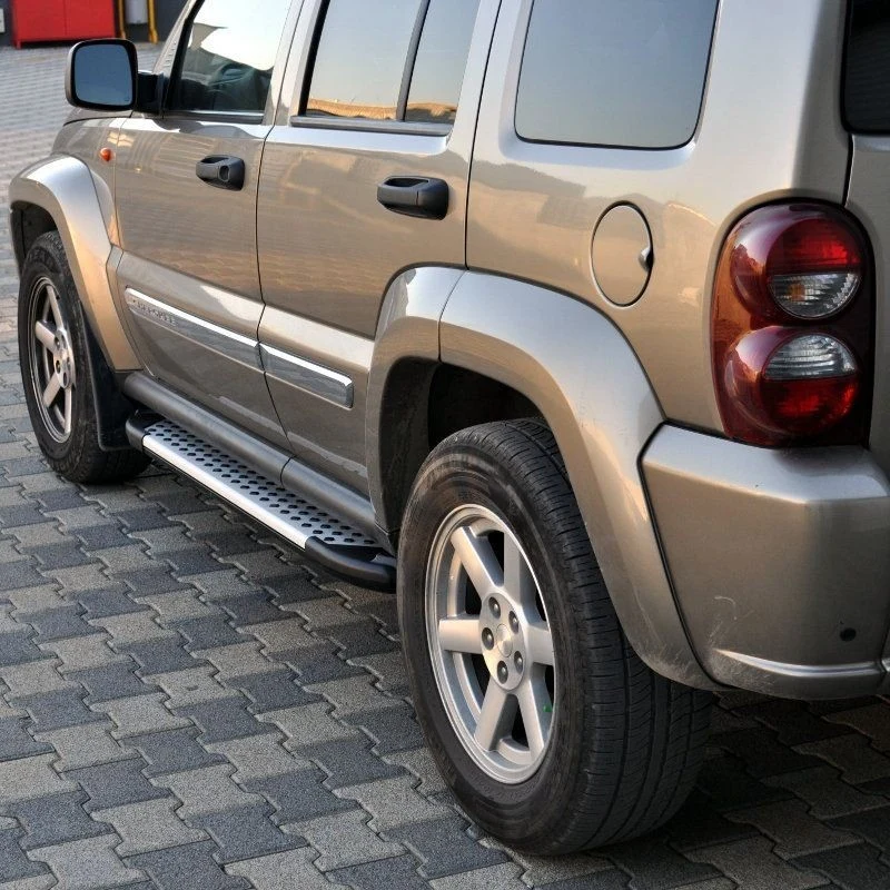 Stigtrinn Jeep Cherokee ARP (2013-2023)