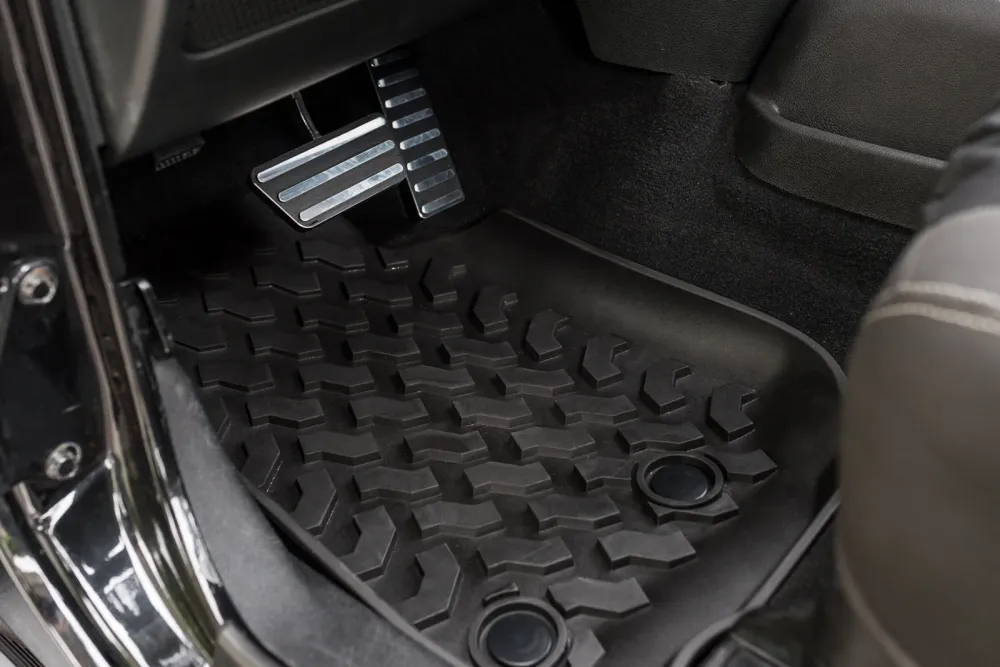 Gulvmatter Jeep Wrangler JK (2006-2018) – Allværs Premium med sidekant | Ven-Tuning