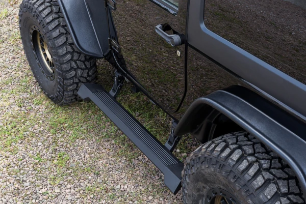 Stigtrinn Jeep Wrangler JK Ventshield (2006-2018)